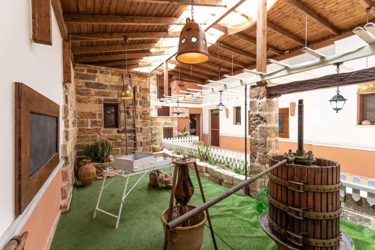 B&B MariGiò Rooms&Restaurant Alliste Esterno foto