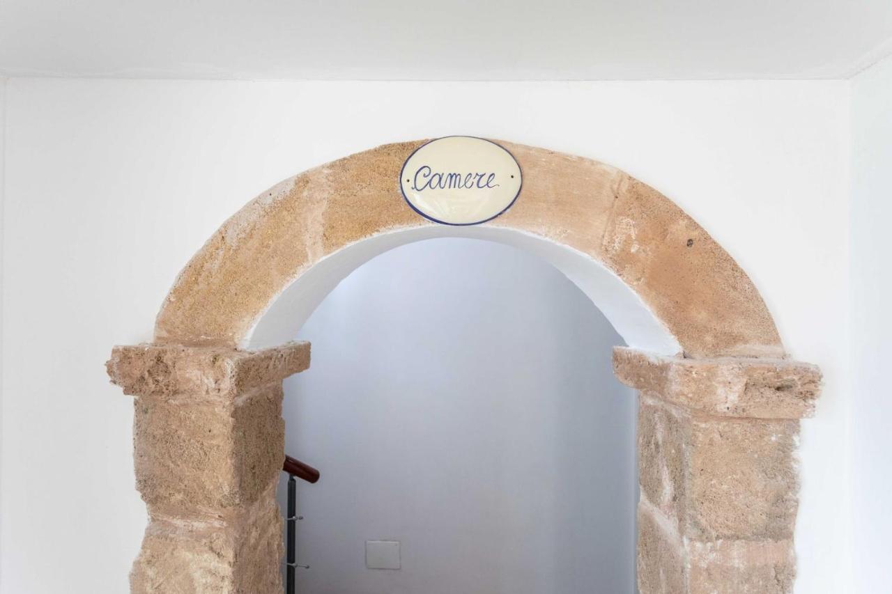 B&B MariGiò Rooms&Restaurant Alliste Esterno foto