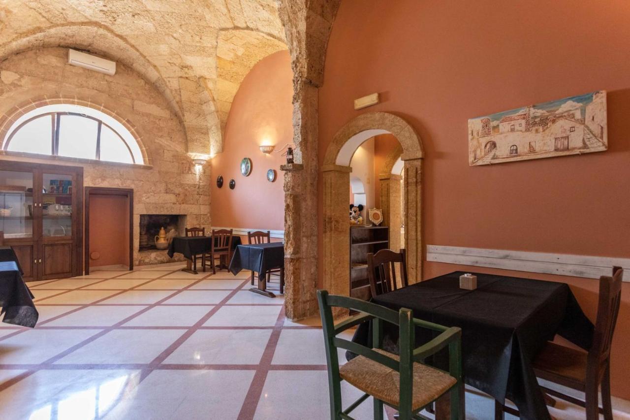 B&B MariGiò Rooms&Restaurant Alliste Esterno foto