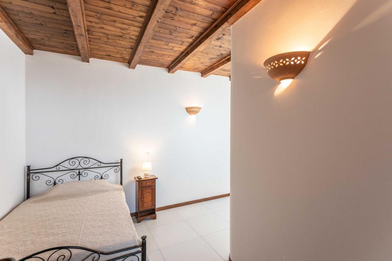 B&B MariGiò Rooms&Restaurant Alliste Esterno foto