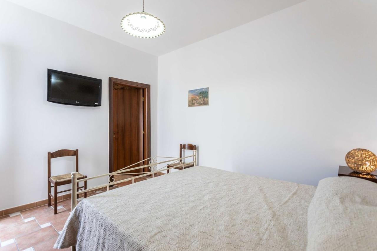 B&B MariGiò Rooms&Restaurant Alliste Esterno foto