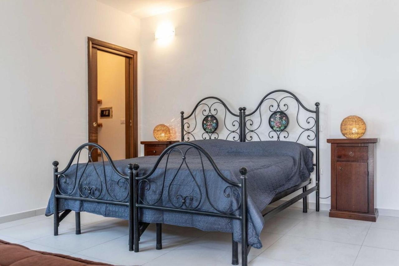 B&B MariGiò Rooms&Restaurant Alliste Esterno foto