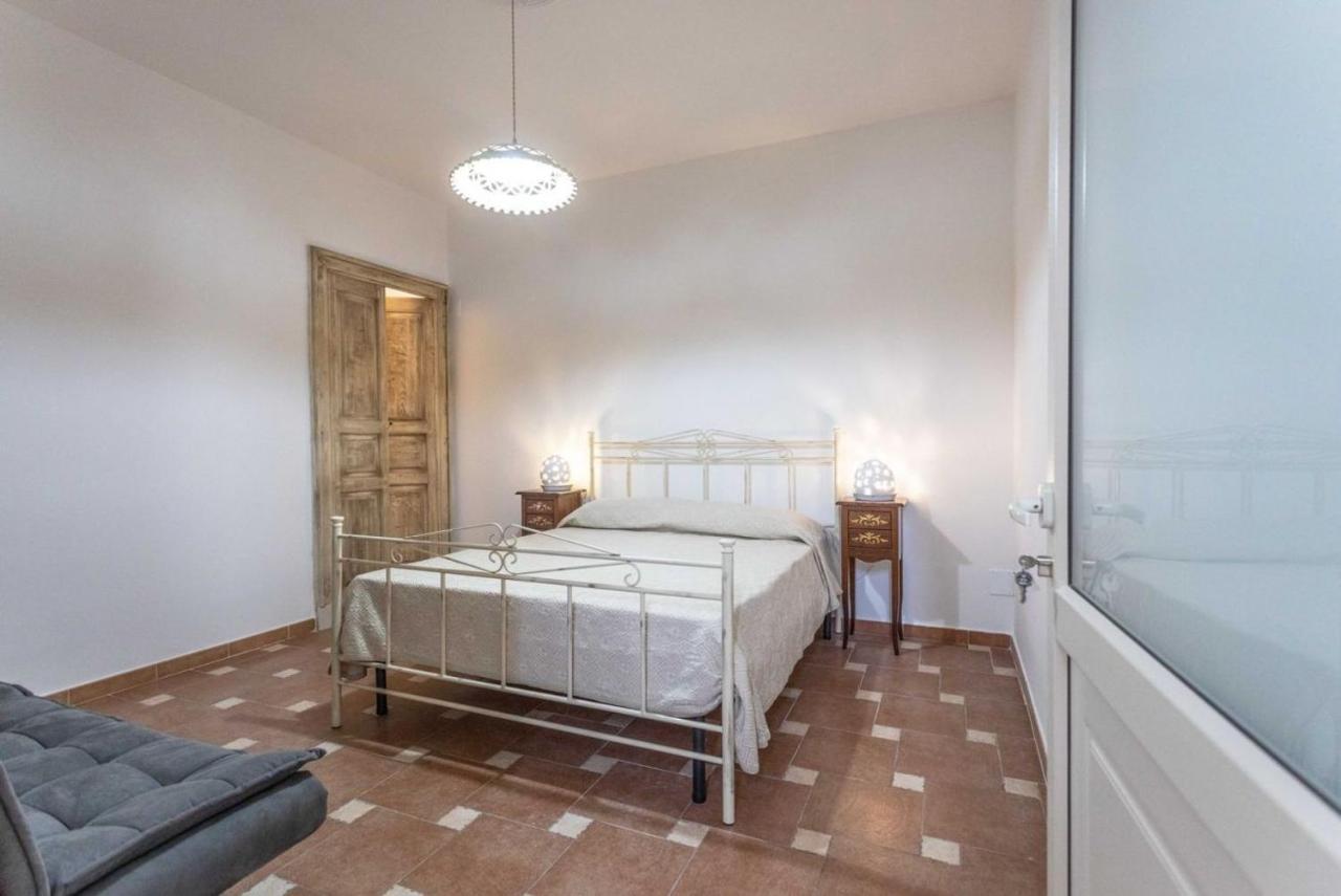 B&B MariGiò Rooms&Restaurant Alliste Esterno foto